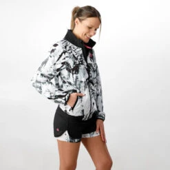 BIDI BADU Chidera Tech 2in1 Shorts Special Edition Women 12 BIDI BADU Chidera Tech 2in1 Shorts Special Edition Women -Tennis Zone Shop 01732000 10