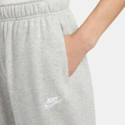 Nike Sportswear Club Fleece Mid-Rise Oversized Training Pants Women 13 Nike Sportswear Club Fleece Mid-Rise Oversized Training Pants Women -Tennis Zone Shop 55472000 13